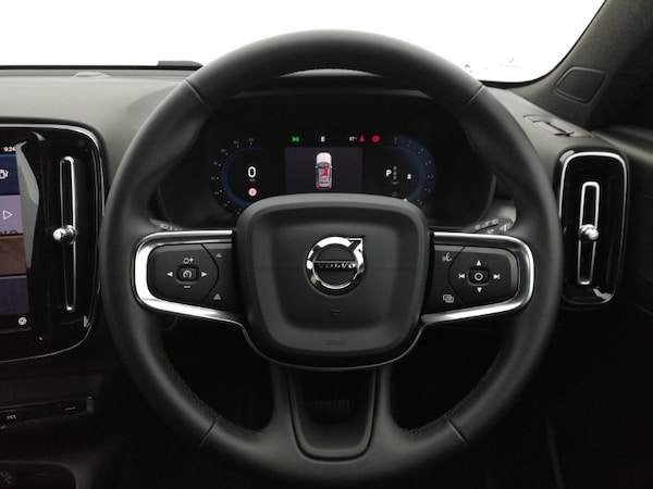 Used Volvo XC40 2024 for sale - 76244102: Photo 11