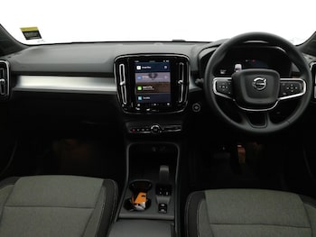Used Volvo XC40 2024 for sale - 76244102: Photo