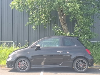 Used Abarth 695 2023 for sale - 78724139: Photo