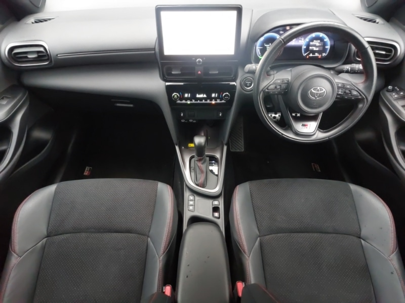 Used Toyota Yaris Cross 2024 for sale - 76465891: Photo 2