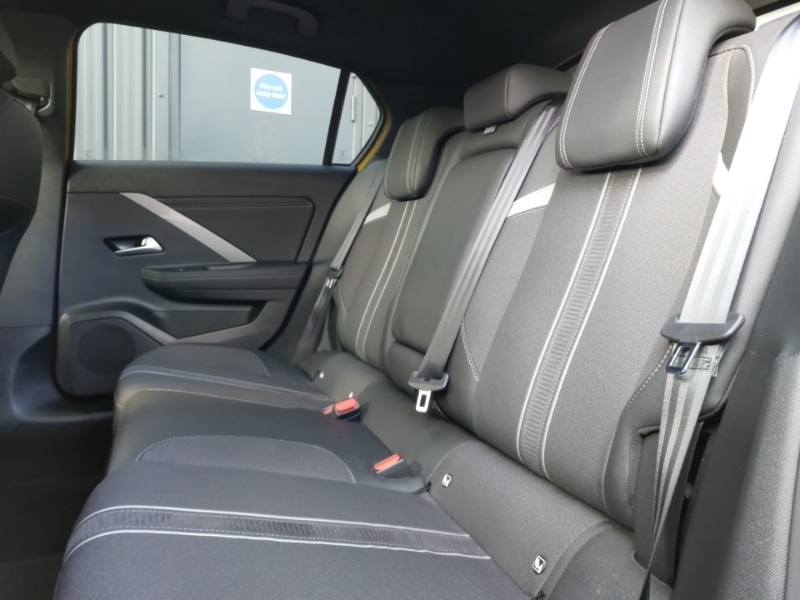 Used Vauxhall Astra 2023 for sale - 77907242: Photo 6