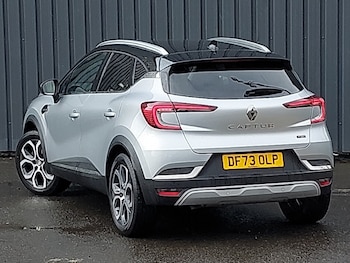 Used Renault Captur 2023 for sale - 78313004: Photo