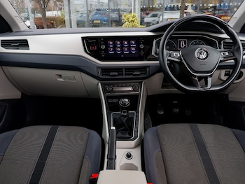 Used Volkswagen Polo 2020 for sale - 77115427: Photo