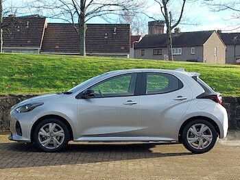 Used Mazda Mazda2 HYBRID 2024 for sale - 77960582: Photo