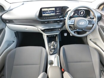 Used Hyundai BAYON 2024 for sale - 77273775: Photo