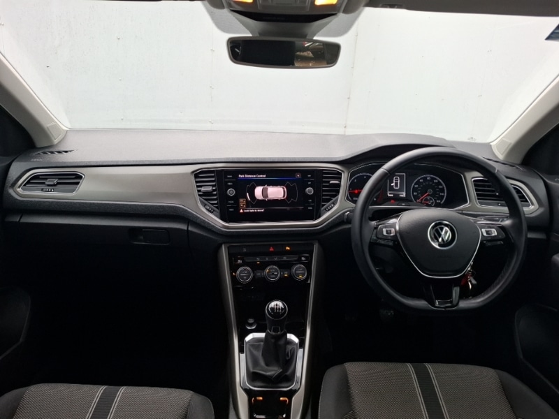 Used Volkswagen T-Roc 2020 for sale - 76506373: Photo 2