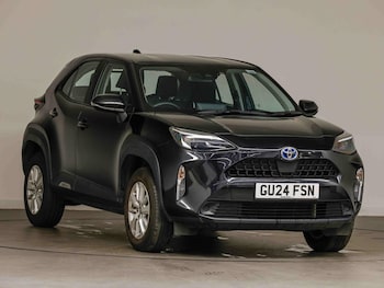 Used Toyota Yaris Cross 2024 for sale - 79546013: Photo