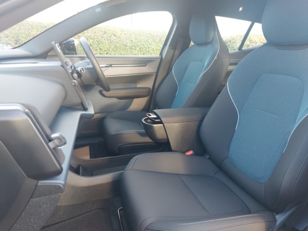 Used Volvo EX30 2025 for sale - 76233194: Photo 5