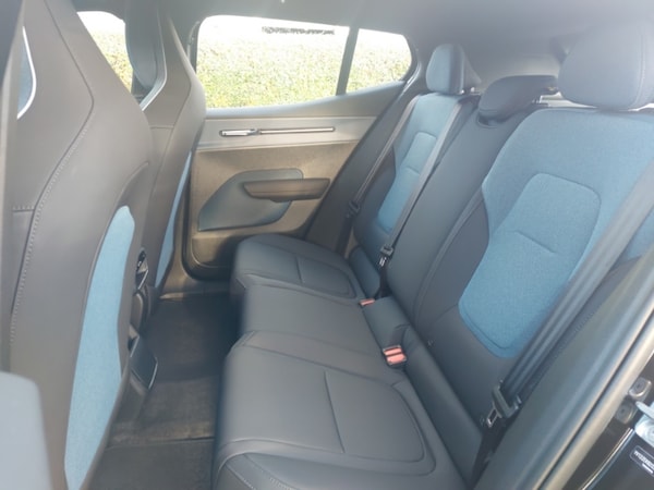 Used Volvo EX30 2025 for sale - 76233194: Photo 6