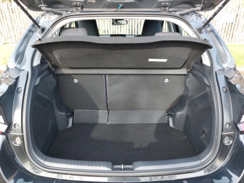 Used Toyota Yaris 2021 for sale - 77611293: Photo 8