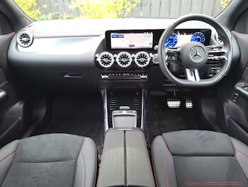 Used Mercedes-Benz EQA 2024 for sale - 76140918: Photo 2
