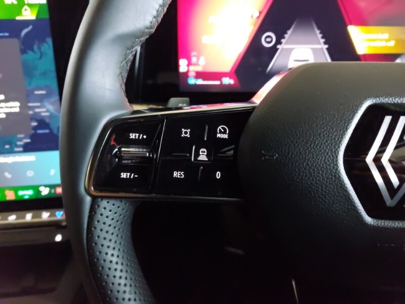 Used Renault Megane E Tech 2024 for sale - 77405772: Photo 10