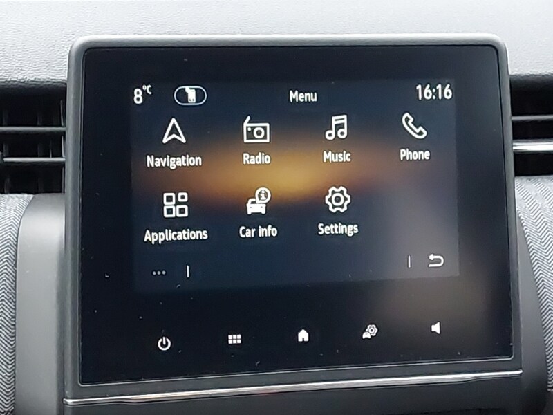 Used Renault Clio 2024 for sale - 77556428: Photo 10