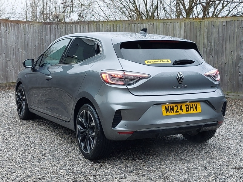 Used Renault Clio 2024 for sale - 77556428: Photo 3