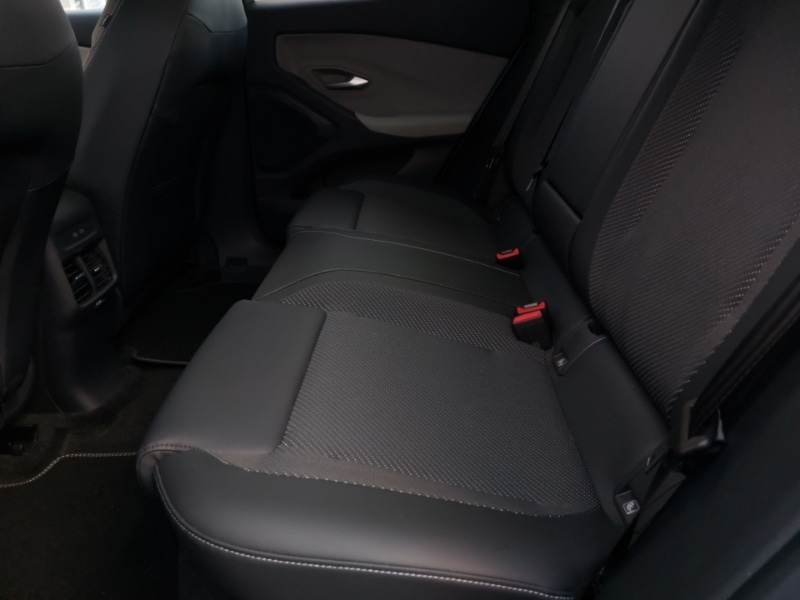 Used Ford Explorer 2025 for sale - 76920992: Photo 6