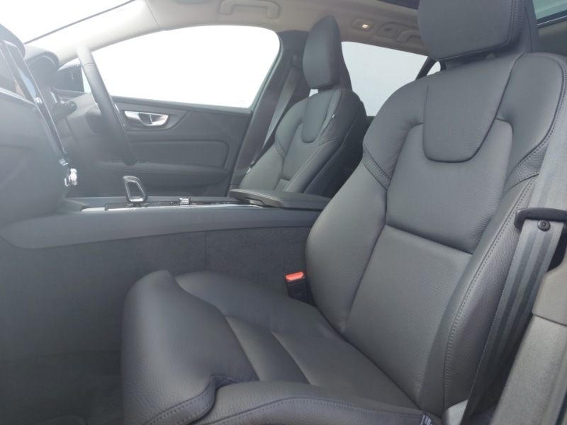 Used Volvo V60 2025 for sale - 77552904: Photo 5