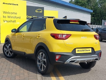 Used Kia Stonic 2023 for sale - 79585550: Photo
