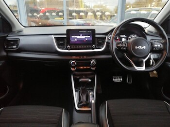 Used Kia Stonic 2023 for sale - 77677855: Photo