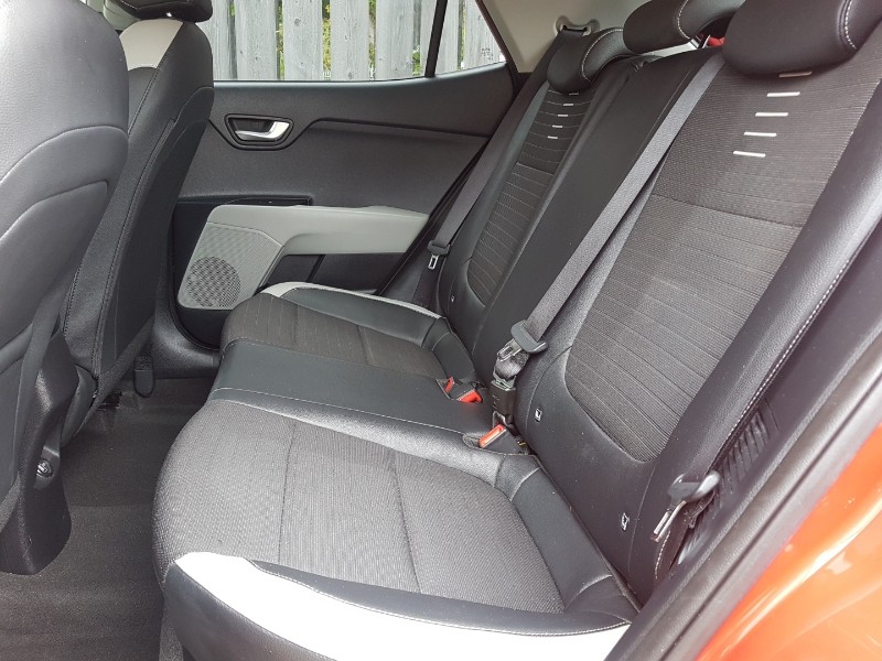 Used Kia Stonic 2021 for sale - 76619351: Photo 6