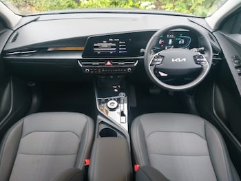 Used Kia Niro 2025 for sale - 76700228: Photo