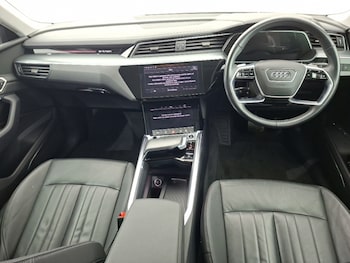 Used Audi Q8 2023 for sale - 79025726: Photo