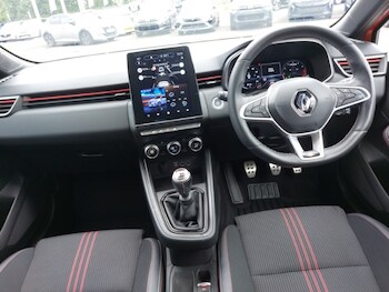 Used Renault Clio 2023 for sale - 78957639: Photo