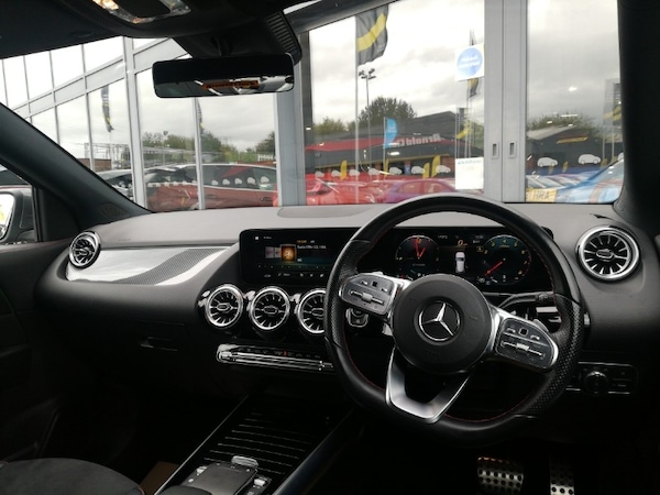 Used Mercedes-Benz GLA 2022 for sale - 76198988: Photo 2