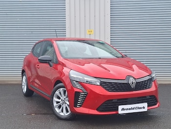 Used Renault Clio 2024 for sale - 78872611: Photo