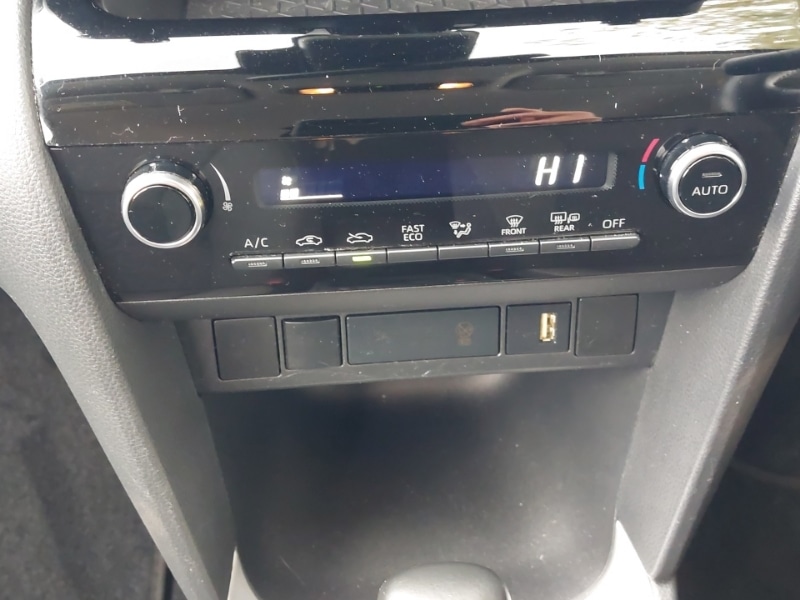 Used Toyota Yaris Cross 2022 for sale - 76700525: Photo 11