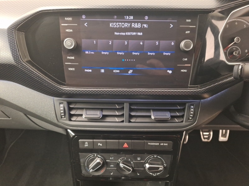 Used Volkswagen T-Cross 2021 for sale - 76120661: Photo 10