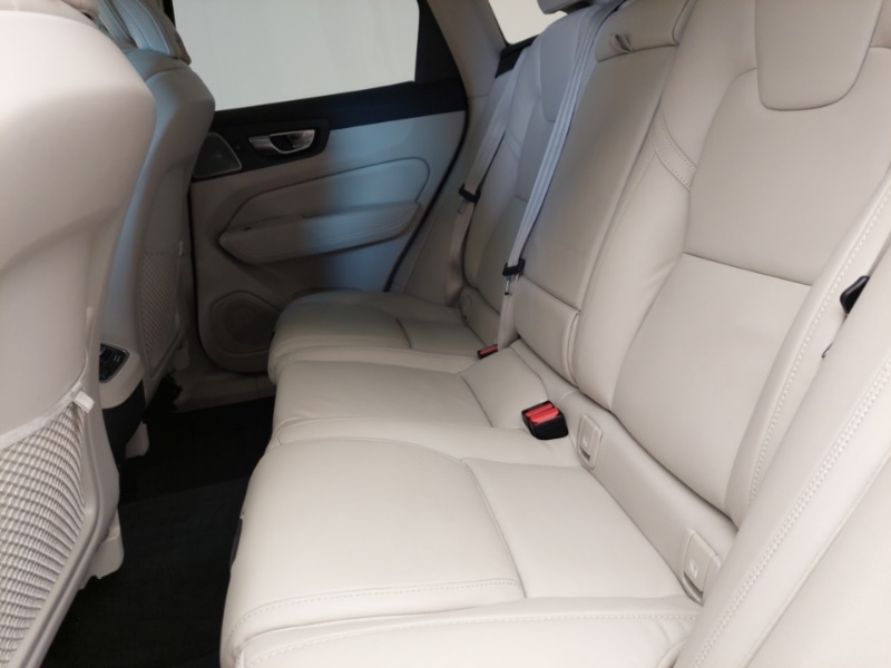 Used Volvo XC60 2023 for sale - 76347874: Photo 6