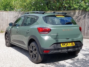 Used Dacia Sandero Stepway 2024 for sale - 78917212: Photo