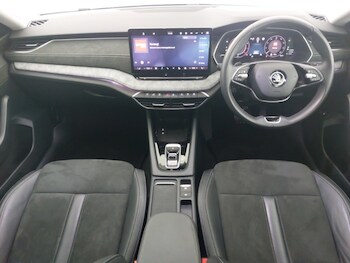 Used Skoda Octavia 2024 for sale - 77318882: Photo