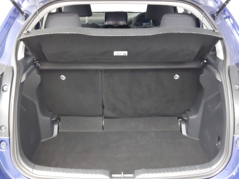 Used Mazda Mazda2 HYBRID 2024 for sale - 77823479: Photo 8