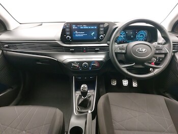 Used Hyundai BAYON 2023 for sale - 76959504: Photo