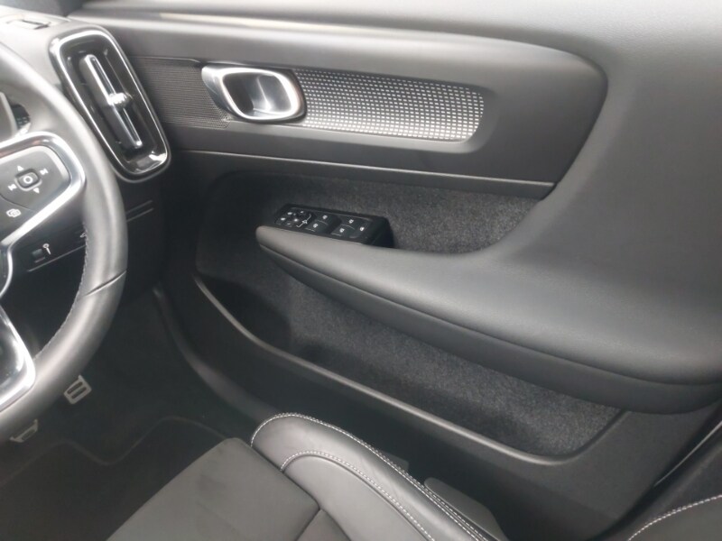 Used Volvo XC40 2022 for sale - 77184392: Photo 10