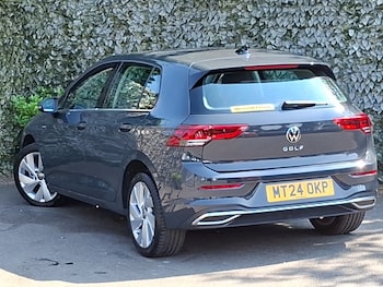 Used Volkswagen Golf 2024 for sale - 79214558: Photo