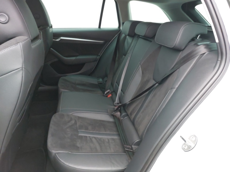 Used Skoda Octavia 2024 for sale - 77954885: Photo 6