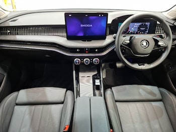 Used Skoda Superb 2024 for sale - 79250502: Photo