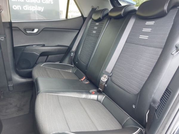 Used Kia Stonic 2022 for sale - 76208019: Photo 6