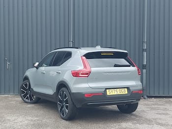 Used Volvo XC40 2025 for sale - 79650252: Photo