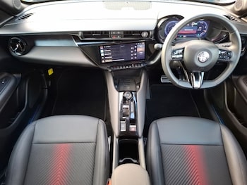 Used Alfa Romeo Junior 2024 for sale - 77698687: Photo