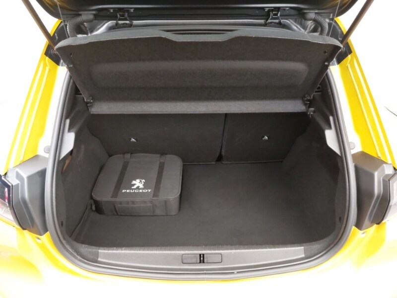 Used Peugeot 208 2021 for sale - 77999191: Photo 8