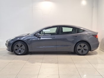 Used Tesla Model 3 2021 for sale - 76321190: Photo 4