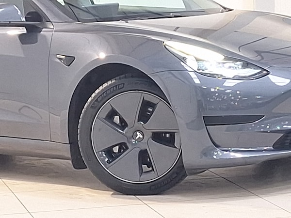 Used Tesla Model 3 2021 for sale - 76321190: Photo 9