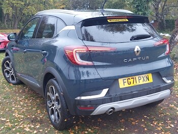 Used Renault Captur 2021 for sale - 76543947: Photo