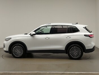Used Volkswagen Tiguan 2024 for sale - 75674726: Photo