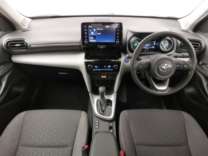 Used Toyota Yaris Cross 2022 for sale - 76709111: Photo 2