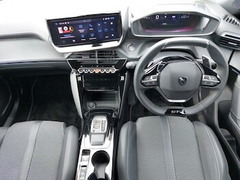 Used Peugeot 2008 2023 for sale - 75455230: Photo