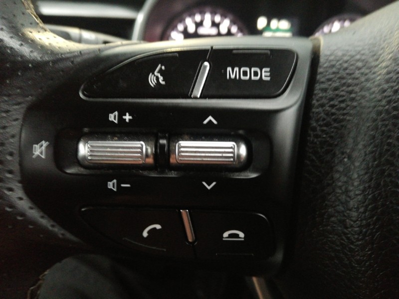 Used Kia Stonic 2023 for sale - 77876540: Photo 10